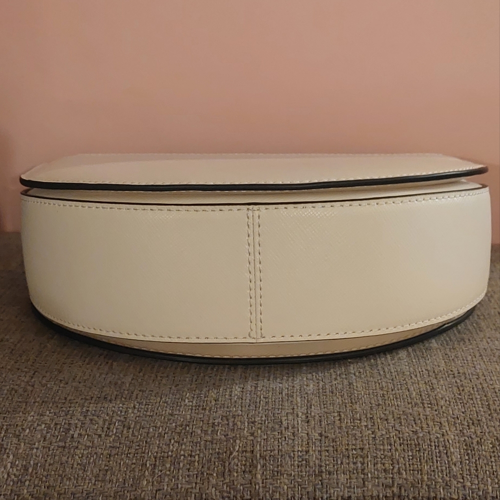 Kate Spade Luna Embroidered Ladybug Straw Crescent Crossbody Bag - Picture 5 of 10